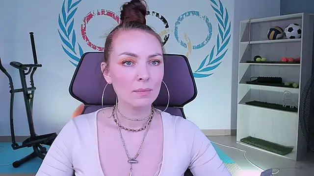 Snapshot of VandaRossi chatting on 01-26-25, 11:17 VandaRossi online show from 01-26-25, 11:17