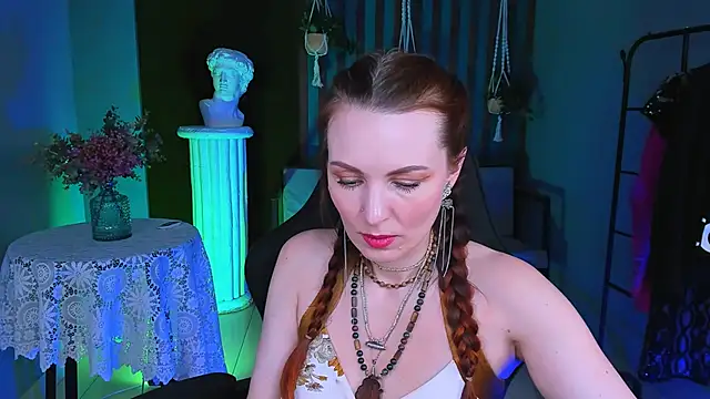 Snapshot of VandaRossi chatting on 02-07-25, 11:12 VandaRossi online show from 02-07-25, 11:12