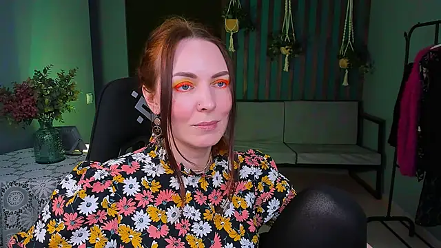 Snapshot of VandaRossi chatting on 02-20-25, 03:30 VandaRossi online show from 02-20-25, 03:30