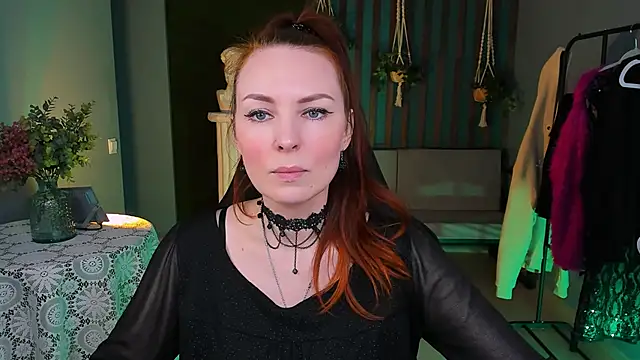 Snapshot of VandaRossi chatting on 02-22-25, 02:19 VandaRossi online show from 02-22-25, 02:19