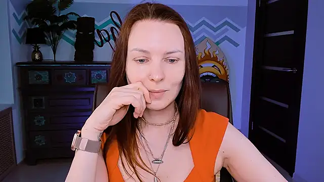 Snapshot of VandaRossi chatting on 03-13-25, 09:32 VandaRossi online show from 03-13-25, 09:32