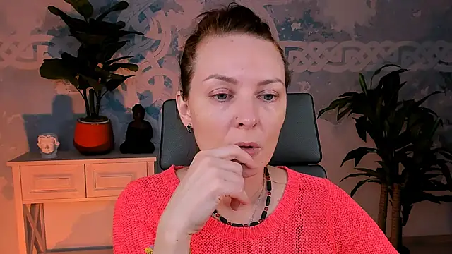 Snapshot of VandaRossi chatting on 09-09-25, 05:07 VandaRossi online show from 09-09-25, 05:07