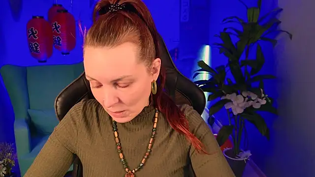 Snapshot of VandaRossi chatting on 11-05-25, 09:09 VandaRossi online show from 11-05-25, 09:09