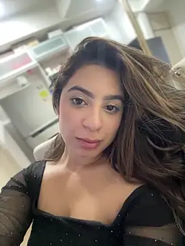 Snapshot of samantha_evans2 chatting on 05-18-26, 10:43 samantha evans2 online show from 05-18-26, 10:43