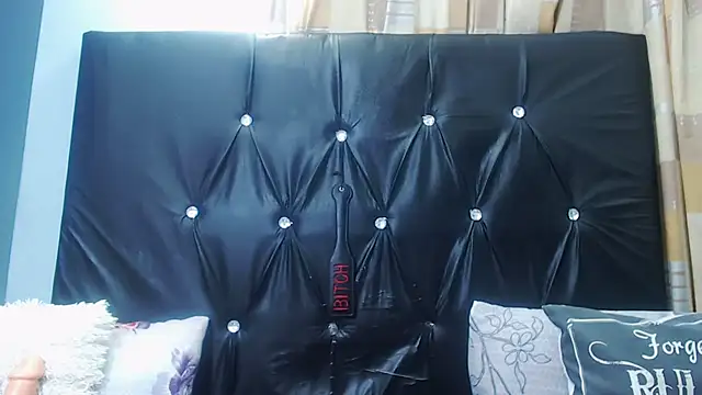 spicydiver38 online show from 04-21-26, 08:34