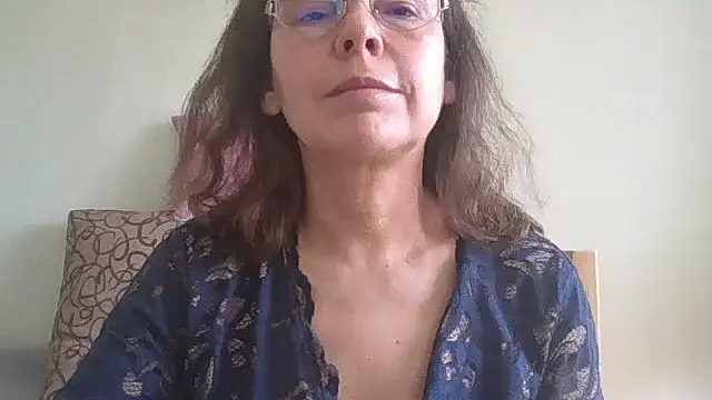 HollyJewel online show from 03-13-26, 09:49