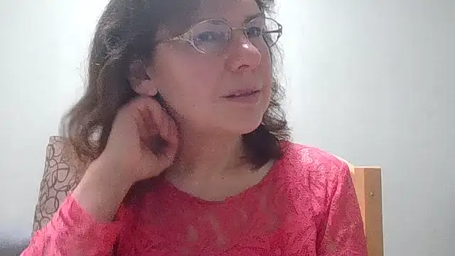 HollyJewel online show from 03-29-26, 05:02