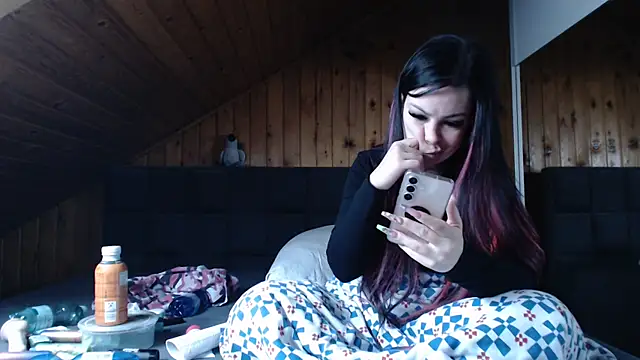 Snapshot of BoeseMoni1998 chatting on 11-07-25, 08:03 BoeseMoni1998 online show from 11-07-25, 08:03