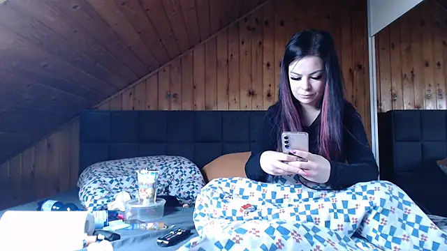 Snapshot of BoeseMoni1998 chatting on 11-30-25, 11:14 BoeseMoni1998 online show from 11-30-25, 11:14