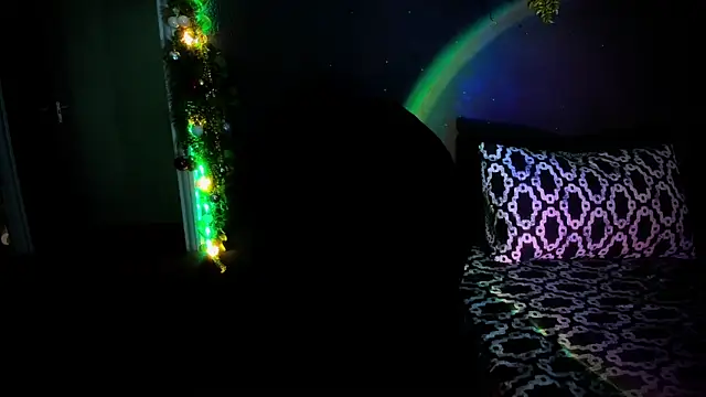 Snapshot of newjeff chatting on 01-06-26, 01:04 newjeff online show from 01-06-26, 01:04