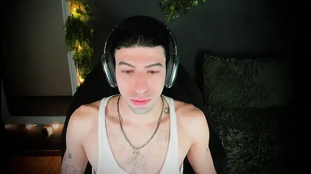 Snapshot of newjeff chatting on 02-27-26, 08:47 newjeff online show from 02-27-26, 08:47