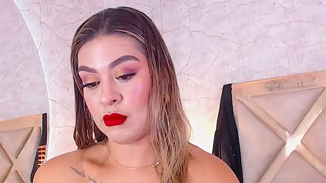 Snapshot of JoannaStanford chatting on 01-07-26, 11:07 JoannaStanford online show from 01-07-26, 11:07