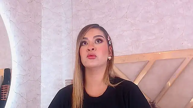 Snapshot of JoannaStanford chatting on 02-02-26, 06:39 JoannaStanford online show from 02-02-26, 06:39