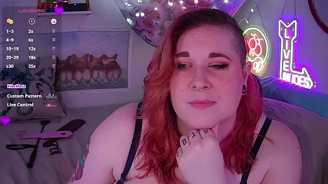 Snapshot of opalreigning chatting on 03-10-25, 08:48 opalreigning online show from 03-10-25, 08:48