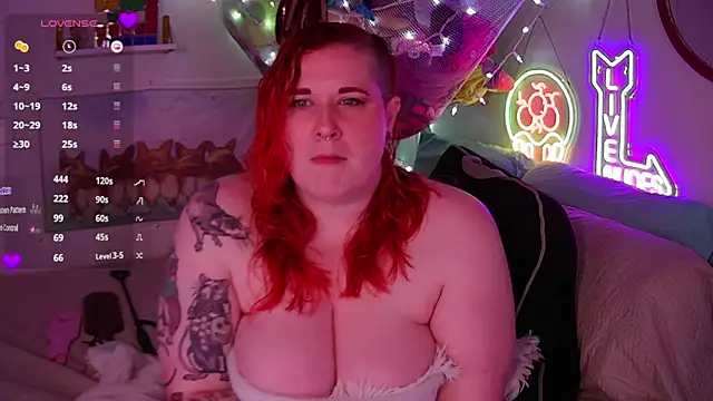 Snapshot of opalreigning chatting on 09-15-25, 08:25 opalreigning online show from 09-15-25, 08:25