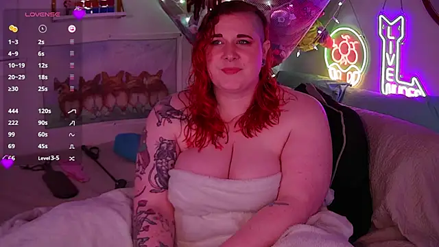 Snapshot of opalreigning chatting on 11-03-25, 11:11 opalreigning online show from 11-03-25, 11:11