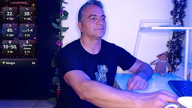 golden punisher online show from 12-18-24, 09:14