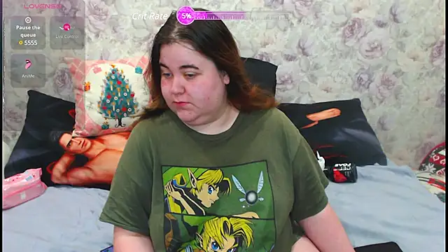 Estelle Hicks online show from 02-22-25, 09:59