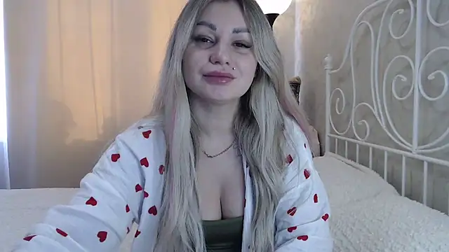 Snapshot of ShyEvaa chatting on 01-24-25, 05:21 ShyEvaa online show from 01-24-25, 05:21