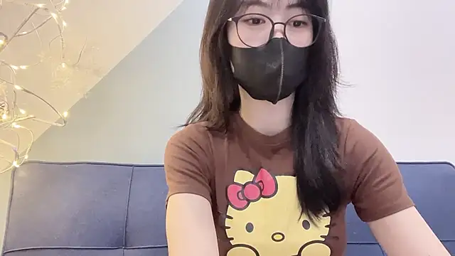  minji bae online show from 12-04-25, 02:26