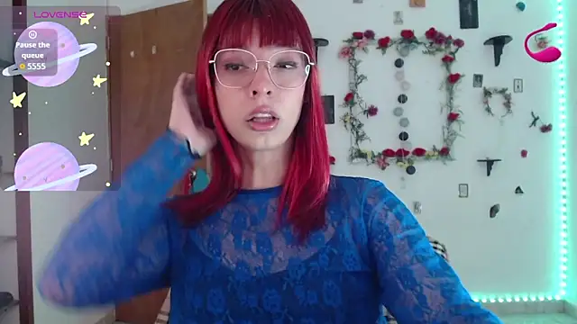 Snapshot of _GalyaX_ chatting on 12-22-25, 02:25 GalyaX online show from 12-22-25, 02:25