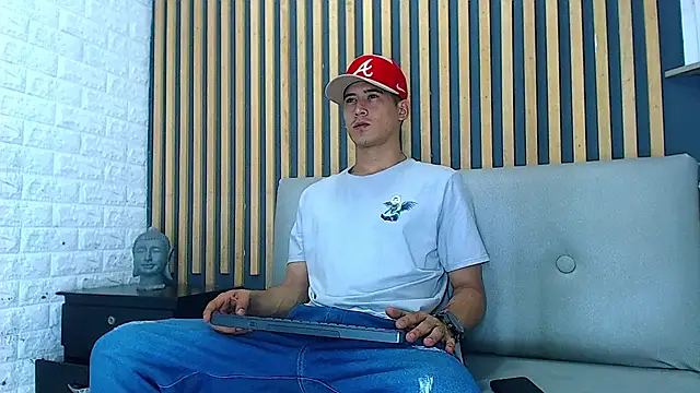 Jhonn Rhyss online show from 01-24-25, 02:39