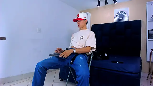 Jhonn Rhyss online show from 02-27-25, 02:21