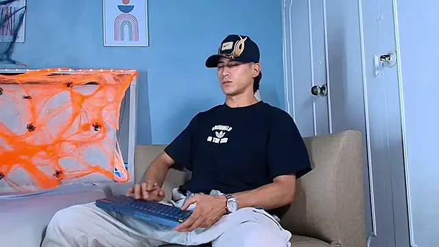 Jhonn Rhyss online show from 10-05-25, 07:34