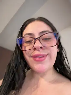 Snapshot of KatteWise chatting on 06-22-26, 02:36 KatteWise online show from 06-22-26, 02:36