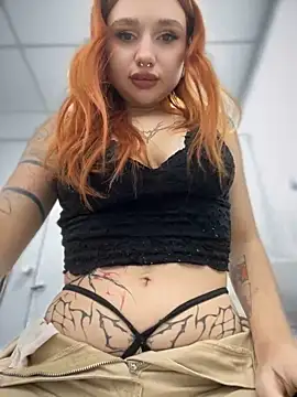 Snapshot of KarinHorny chatting on 12-06-24, 05:31 KarinHorny online show from 12-06-24, 05:31