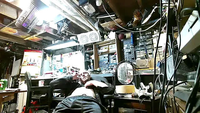 mrwinsalot88 online show from 09-26-25, 08:07