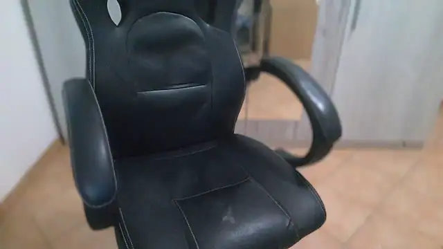 Snapshot of cocco1980xxxx chatting on 12-19-25, 08:10 cocco1980xxxx online show from 12-19-25, 08:10