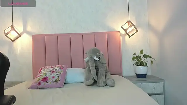 SUNNYCYRUS online show from 03-20-25, 12:22