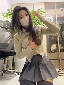 Snapshot of FeiFei-babe chatting on 12-22-25, 10:12 FeiFei-babe online show from 12-22-25, 10:12