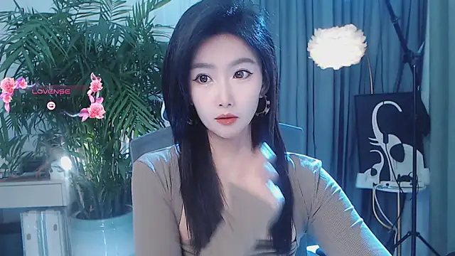 Snapshot of FeiFei-babe chatting on 03-04-26, 10:32 FeiFei-babe online show from 03-04-26, 10:32