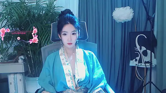 Snapshot of FeiFei-babe chatting on 03-05-26, 10:44 FeiFei-babe online show from 03-05-26, 10:44