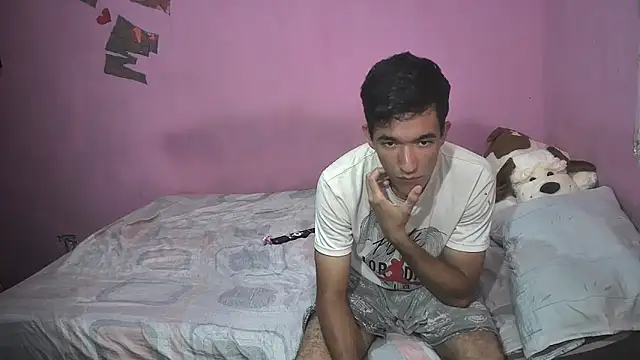 Snapshot of Sweetiefoxxx chatting on 06-12-26, 07:24 Sweetiefoxxx online show from 06-12-26, 07:24