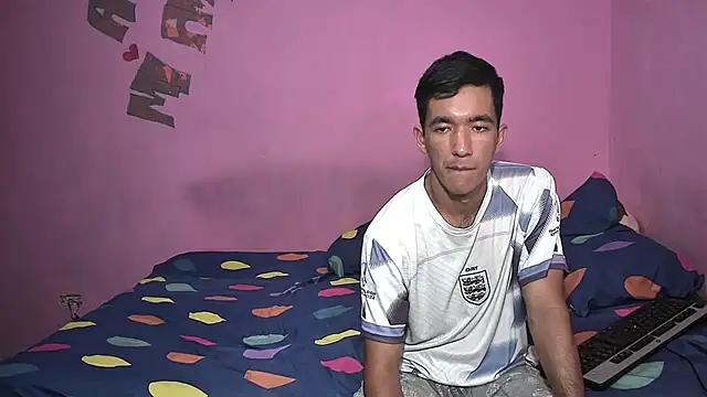 Snapshot of Sweetiefoxxx chatting on 07-02-26, 07:42 Sweetiefoxxx online show from 07-02-26, 07:42