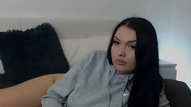 Snapshot of BriannaBk chatting on 03-01-26, 04:09 BriannaBk online show from 03-01-26, 04:09