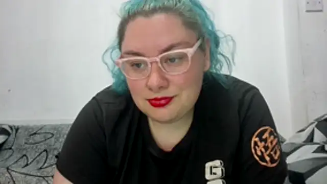Bustycurves online show from 08-01-26, 12:21