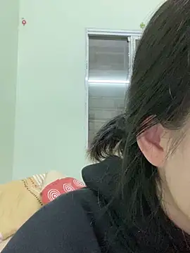 minmin2kk5 online show from 02-27-25, 12:32