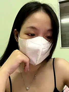 minmin2kk5 online show from 10-04-25, 03:37