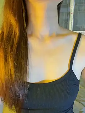 minmin2kk5 online show from 04-11-26, 06:51