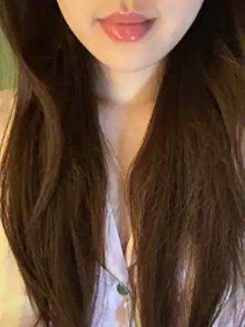 minmin2kk5 online show from 06-28-26, 03:51