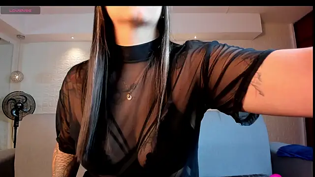 violet scott online show from 03-17-25, 10:49