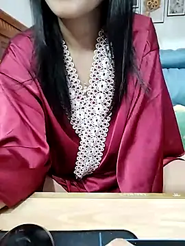 Snapshot of cream1299 chatting on 03-03-25, 09:48 cream1299 online show from 03-03-25, 09:48