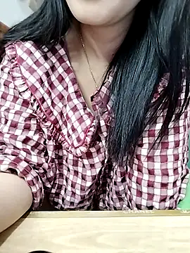 Snapshot of cream1299 chatting on 03-08-25, 07:16 cream1299 online show from 03-08-25, 07:16