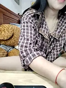 Snapshot of cream1299 chatting on 03-22-25, 09:53 cream1299 online show from 03-22-25, 09:53