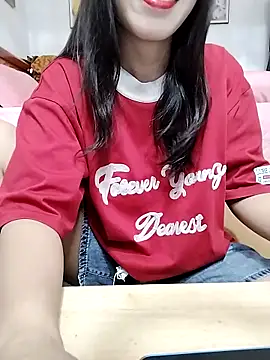 Snapshot of cream1299 chatting on 09-20-25, 09:54 cream1299 online show from 09-20-25, 09:54