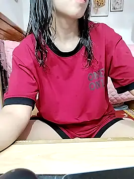 Snapshot of cream1299 chatting on 11-07-25, 11:54 cream1299 online show from 11-07-25, 11:54